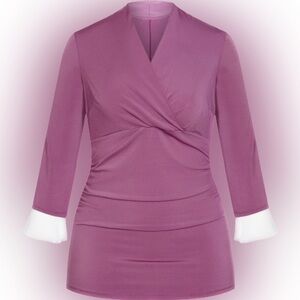 AVENUE
Roselyn Wrap Top - magenta